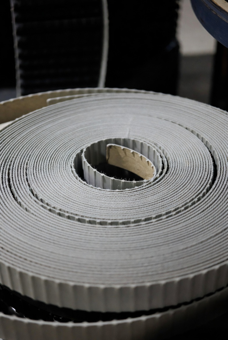 Конвейерные ленты и их обслуживание в промышленных процессах