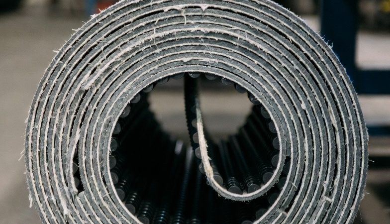 Лента транспортерная надежный помощник в промышленных процессах