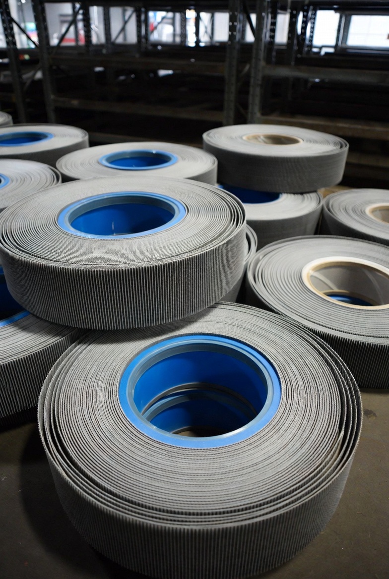 Мини транспортерные ленты и конвейерные системы малой мощности