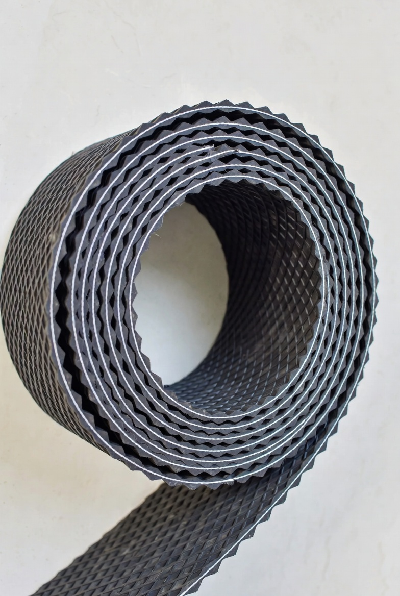 Конвейерные ленты с гофробортами для транспортировки сыпучих и штучных грузов